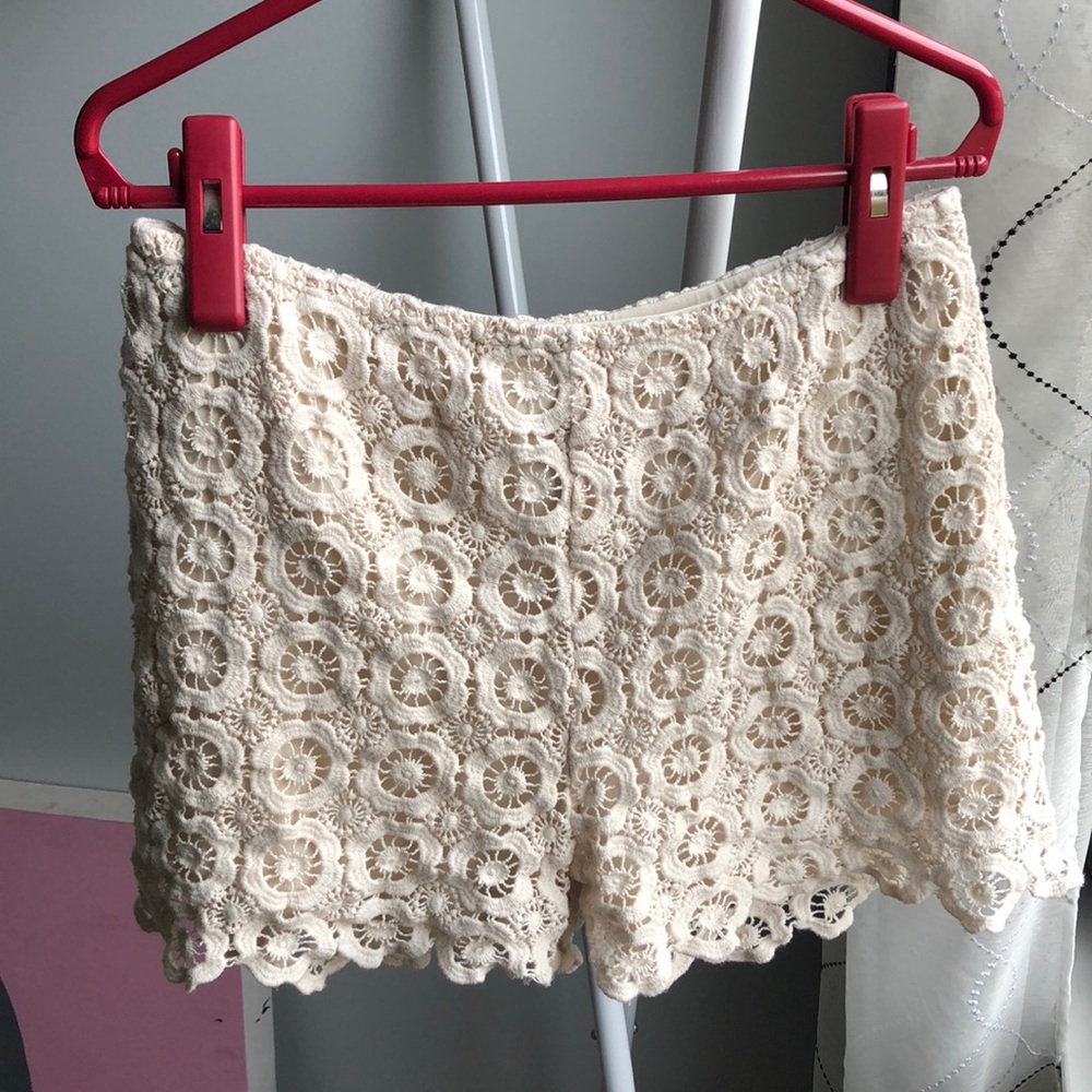 Design Lab Cream crochet shorts